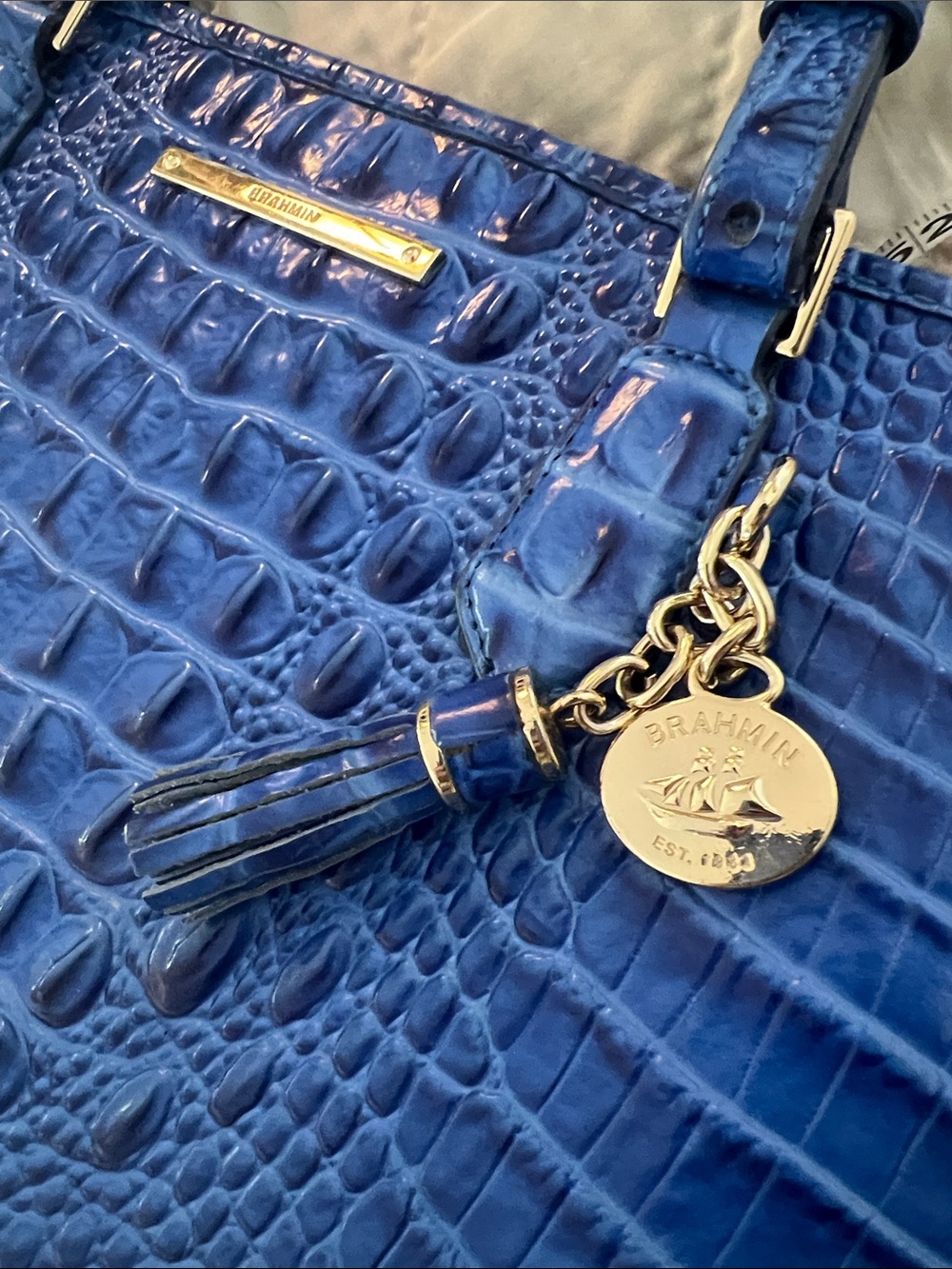 Brahmin Royal Blue Croc-Embossed Leather Tote wear on straps distinctive - Picture 12 of 12